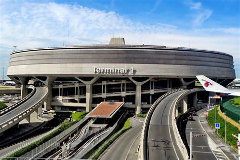 pictures of charles de gaulle airport